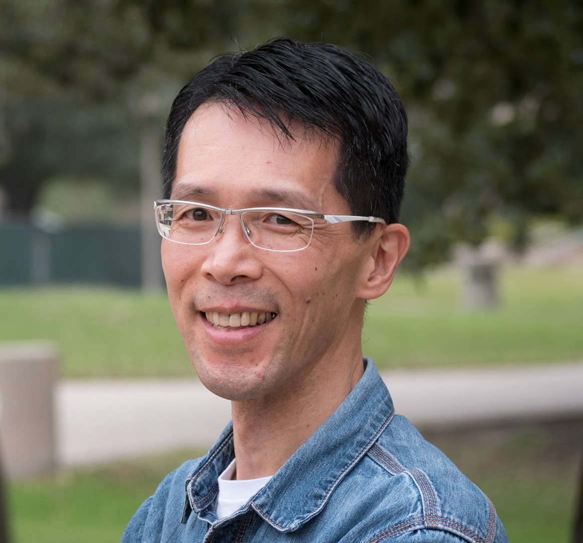 Tsujimoto, Hitoshi